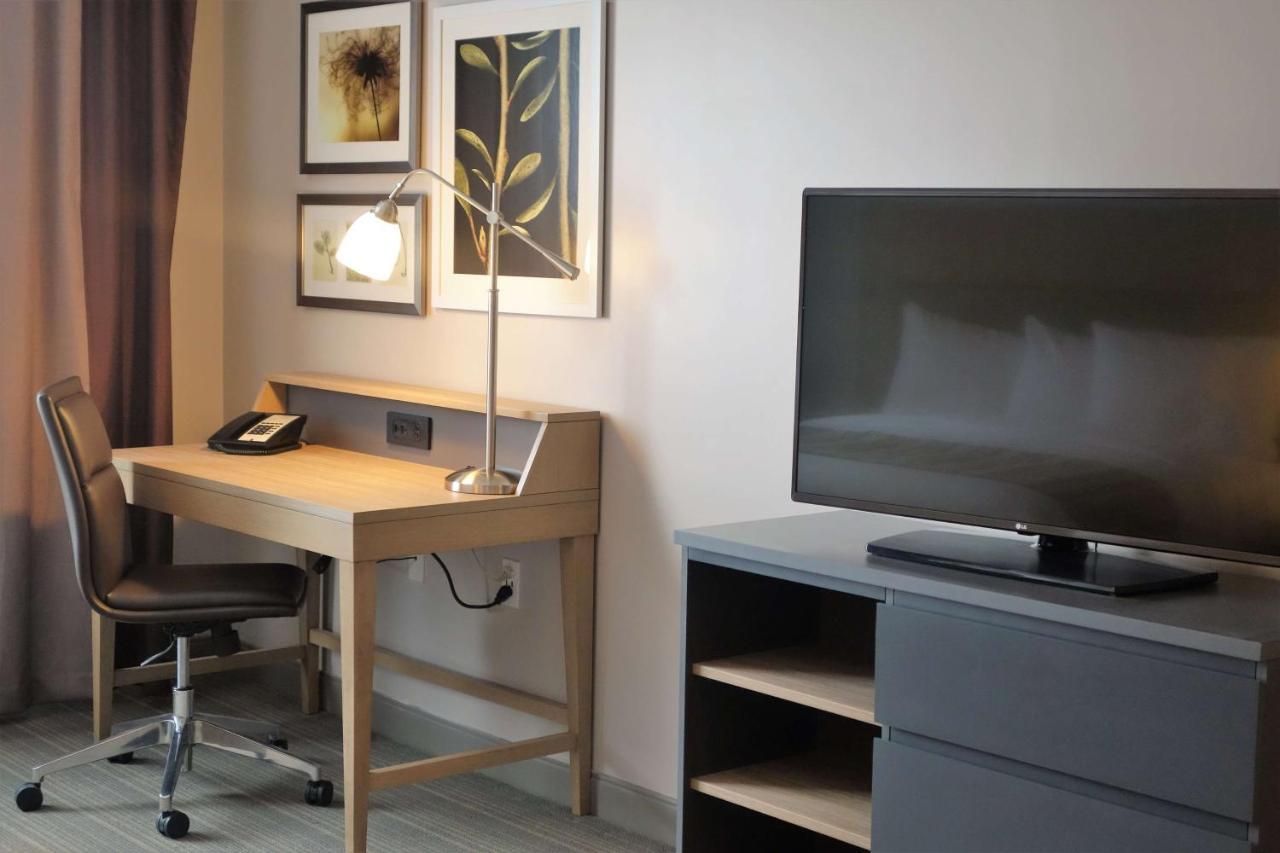 Country Inn & Suites By Radisson, Belleville, On 외부 사진